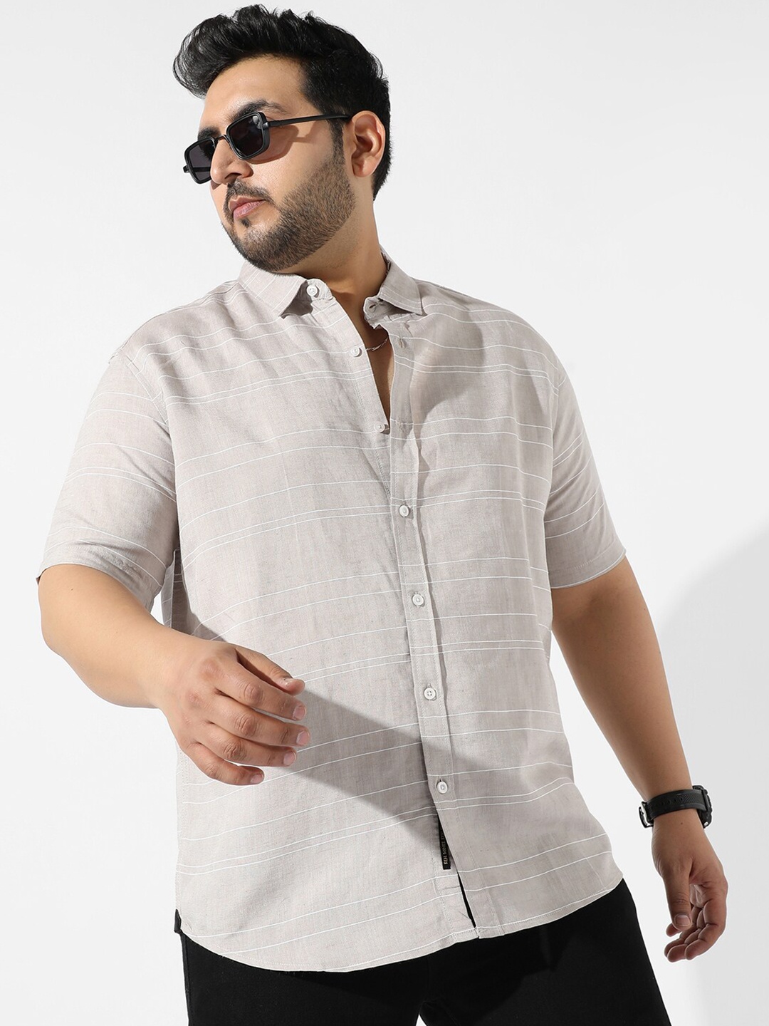 

Instafab Plus Plus Size Spread Collar Striped Cotton Casual Shirt, Grey