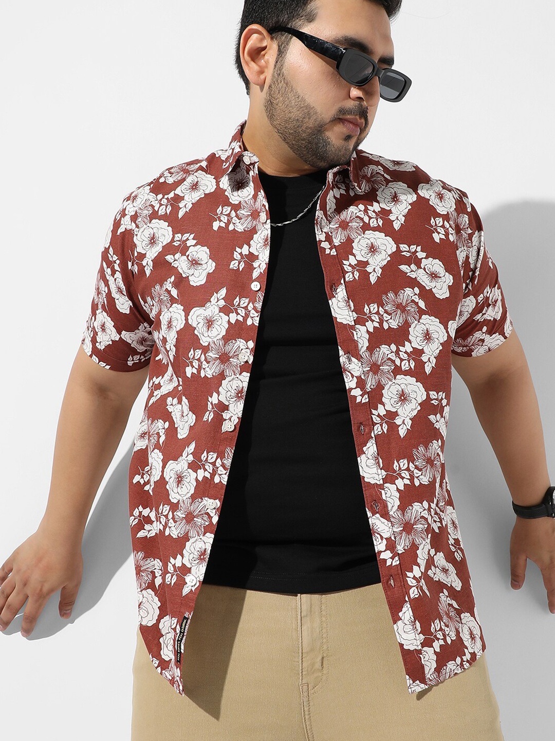 

Instafab Plus Plus Size Floral Printed Casual Shirt, Brown