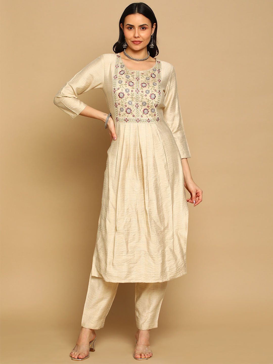 

HEEPOSH Floral Embroidered Thread Work Kurta with Trousers & With Dupatta, Beige