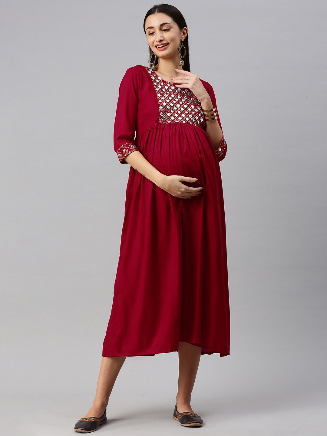 

Swishchick Maternity Embroidered Patch Dress, Red