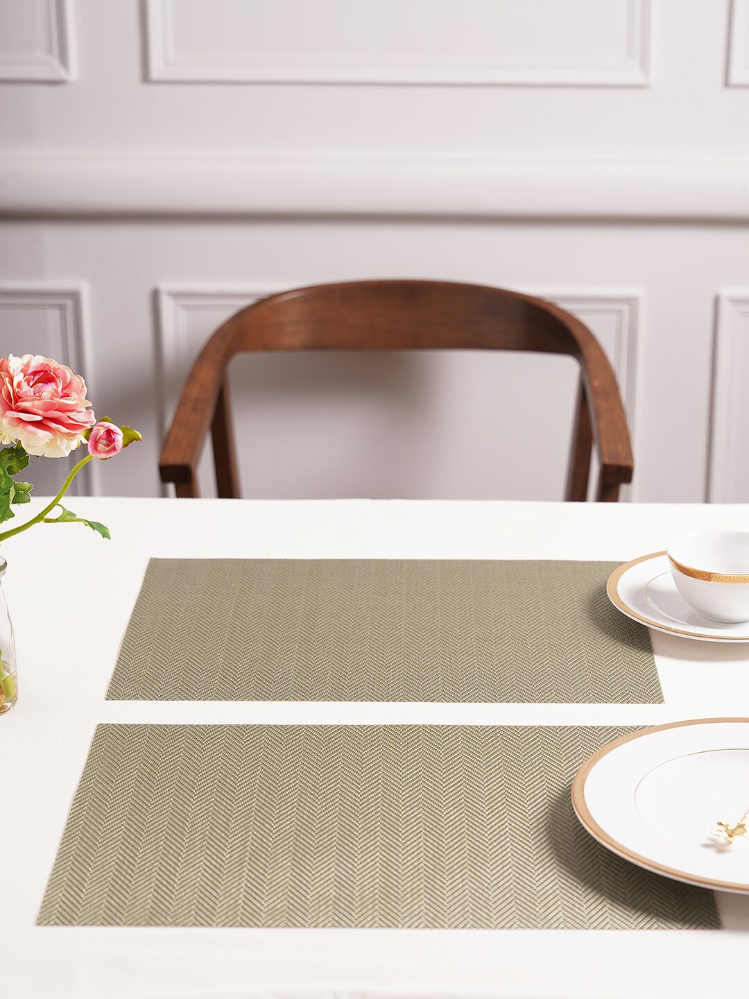 

Pure Home and Living Beige 2 Pieces Table Placements
