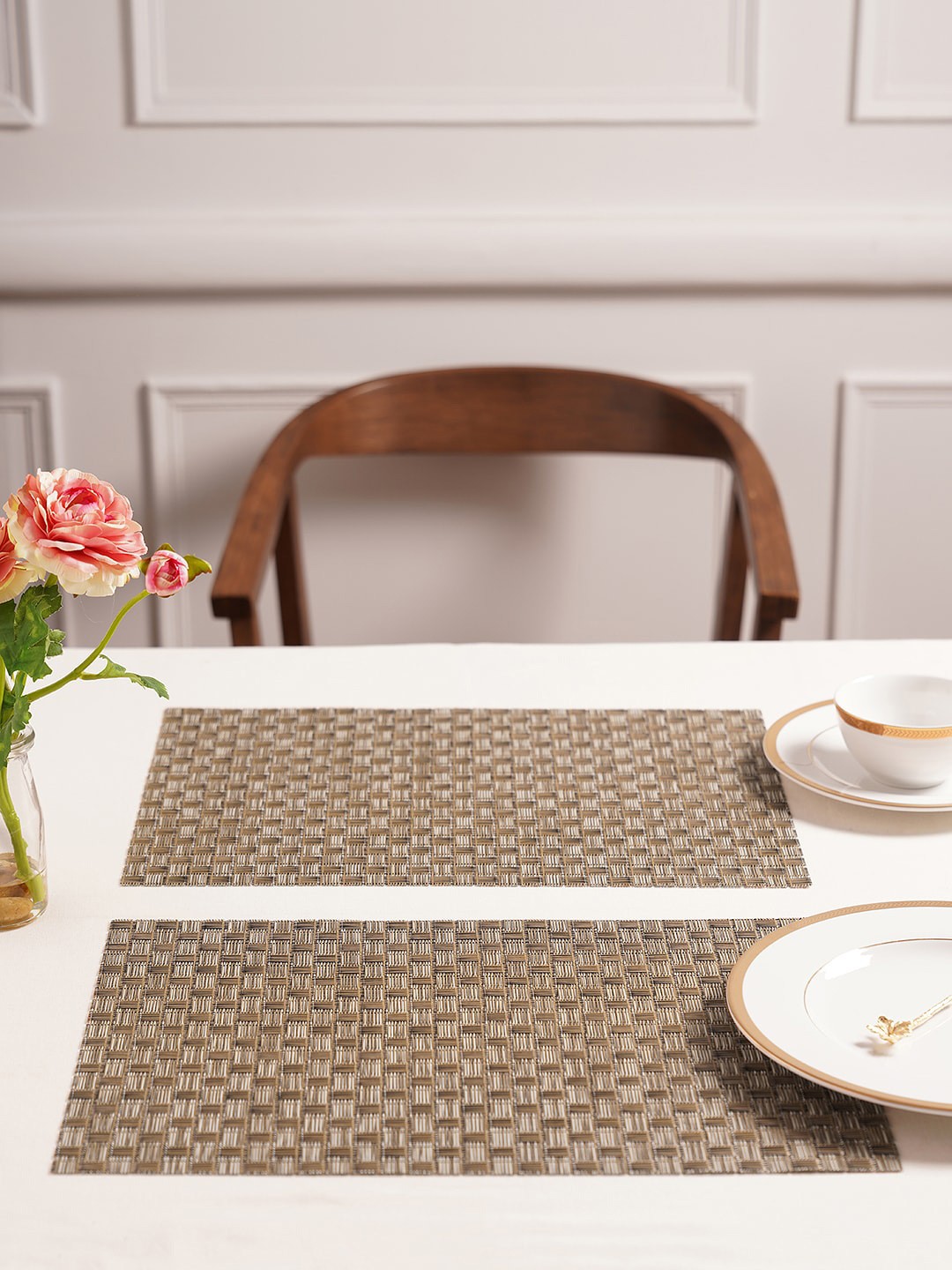 

Pure Home and Living Brown 2 Pieces Table Placements