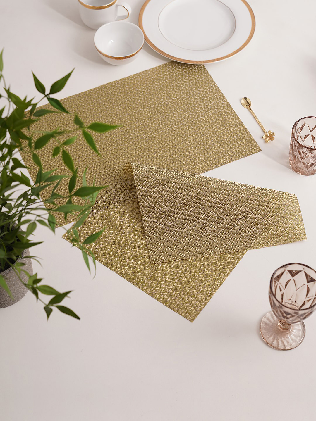 

Pure Home and Living Beige 2 Pieces Diamond Design Table Placemats