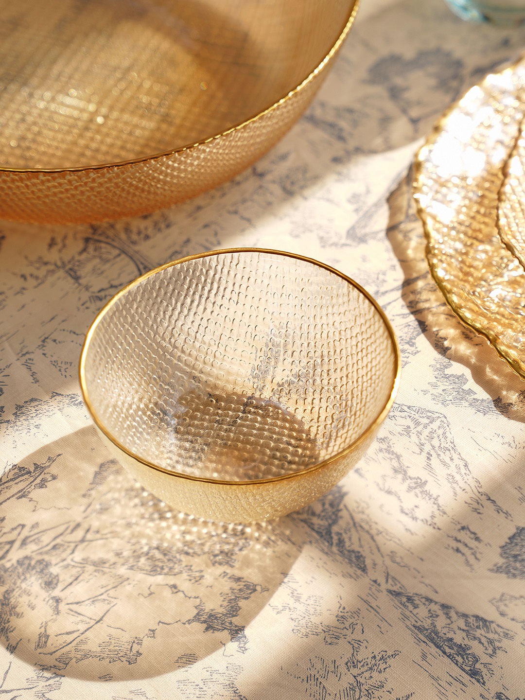 

Pure Home and Living Gold-Toned 2-Pieces Textured Glass Serving Bowls - 11 cm Each