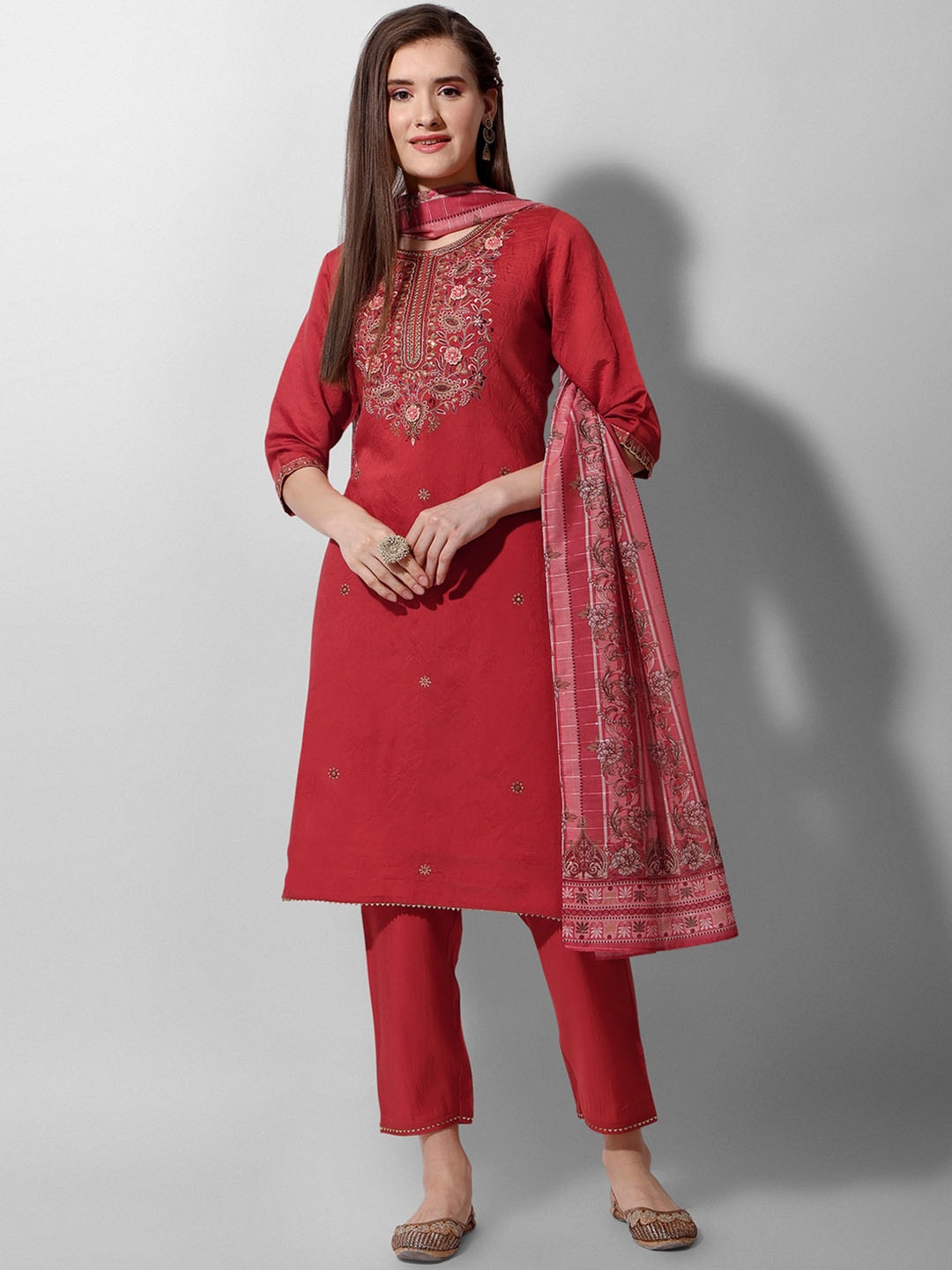 

Berrylicious Yoke Design Beads & Stones Chanderi Cotton Kurta with Trousers & Dupatta, Maroon