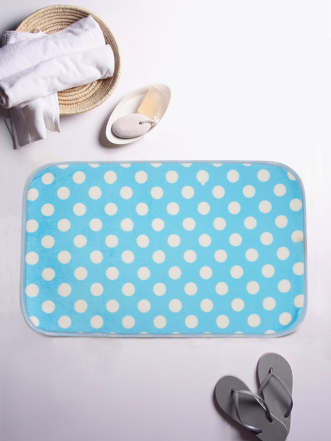 

Cortina Blue & White Polka Dot Print Rectangular Bath Rug