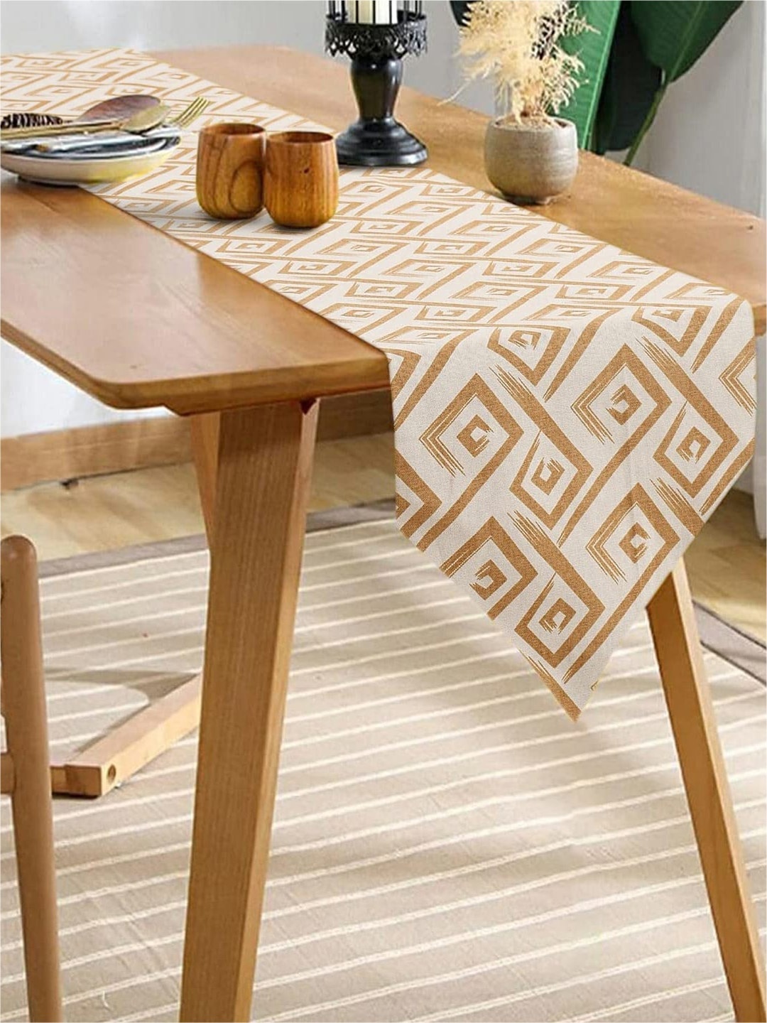 

URBAN SPACE Taupe Printed Cotton Table Runner