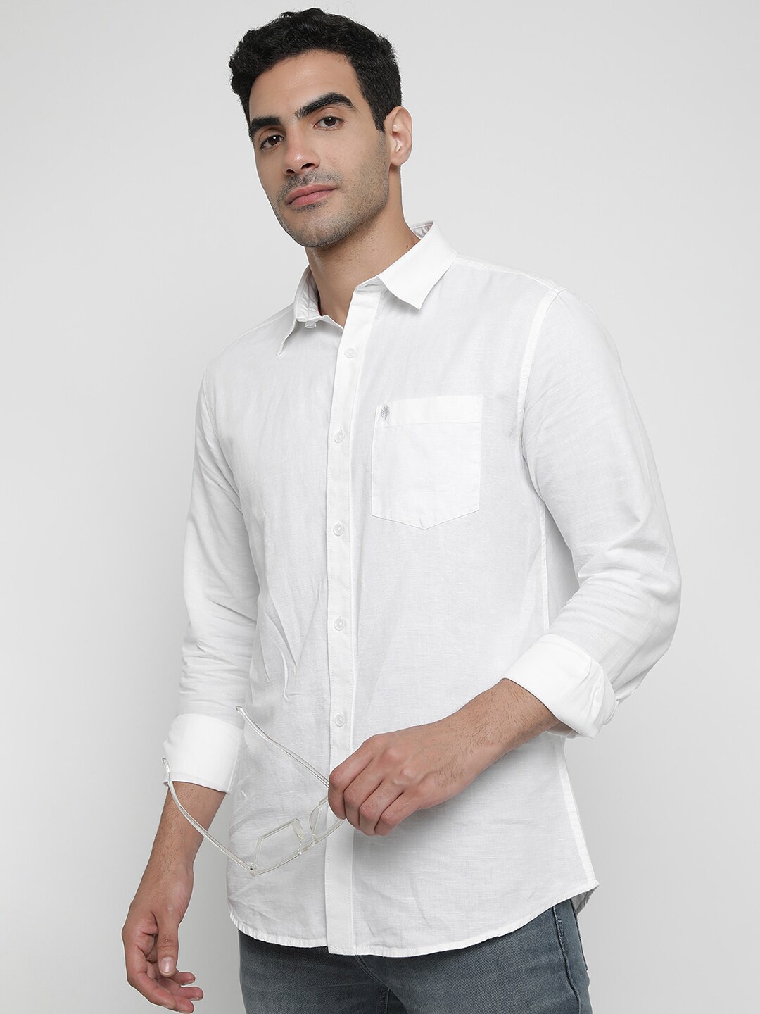 

METTLE Spread Collar Cotton Casual Shirt, White