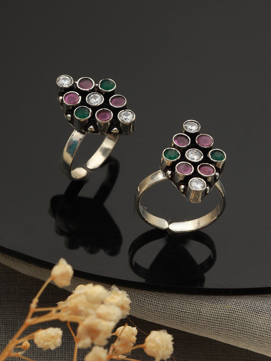 

Saraf RS Jewellery Set Of 2 Silver-Plated AD Studded Toe Rings