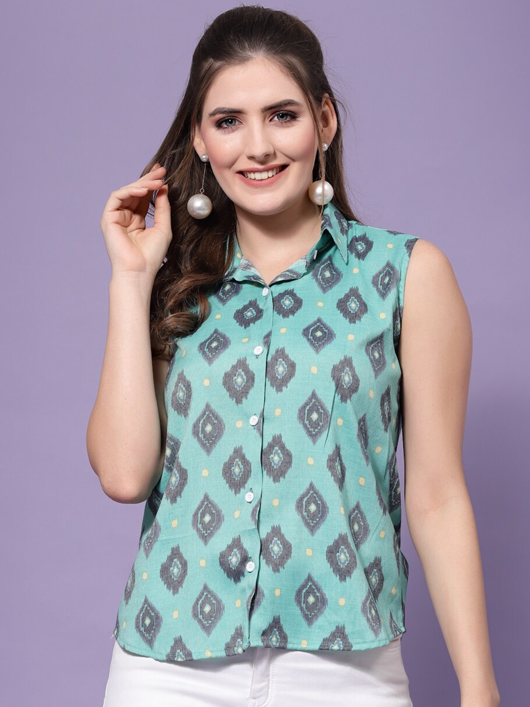 

Oomph! Standard Ethnic Motifs Printed Casual Shirt, Green