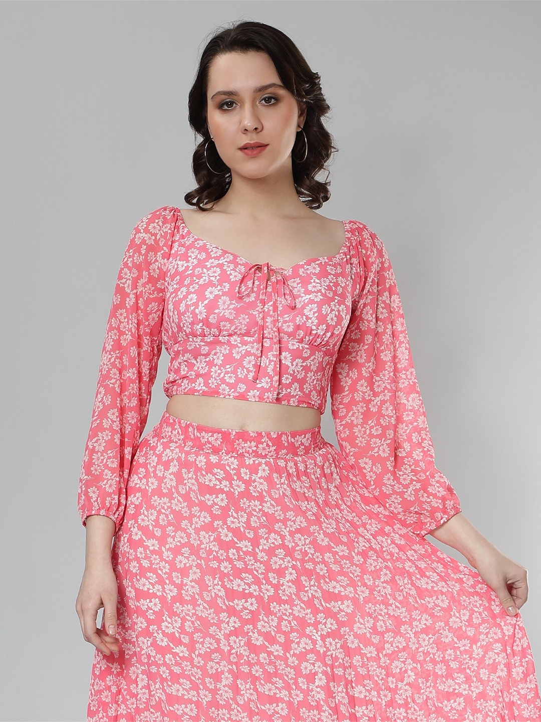 

NUEVOSDAMAS Floral Printed Sweetheart Neck Puff Sleeves Fitted Crop Top, Pink