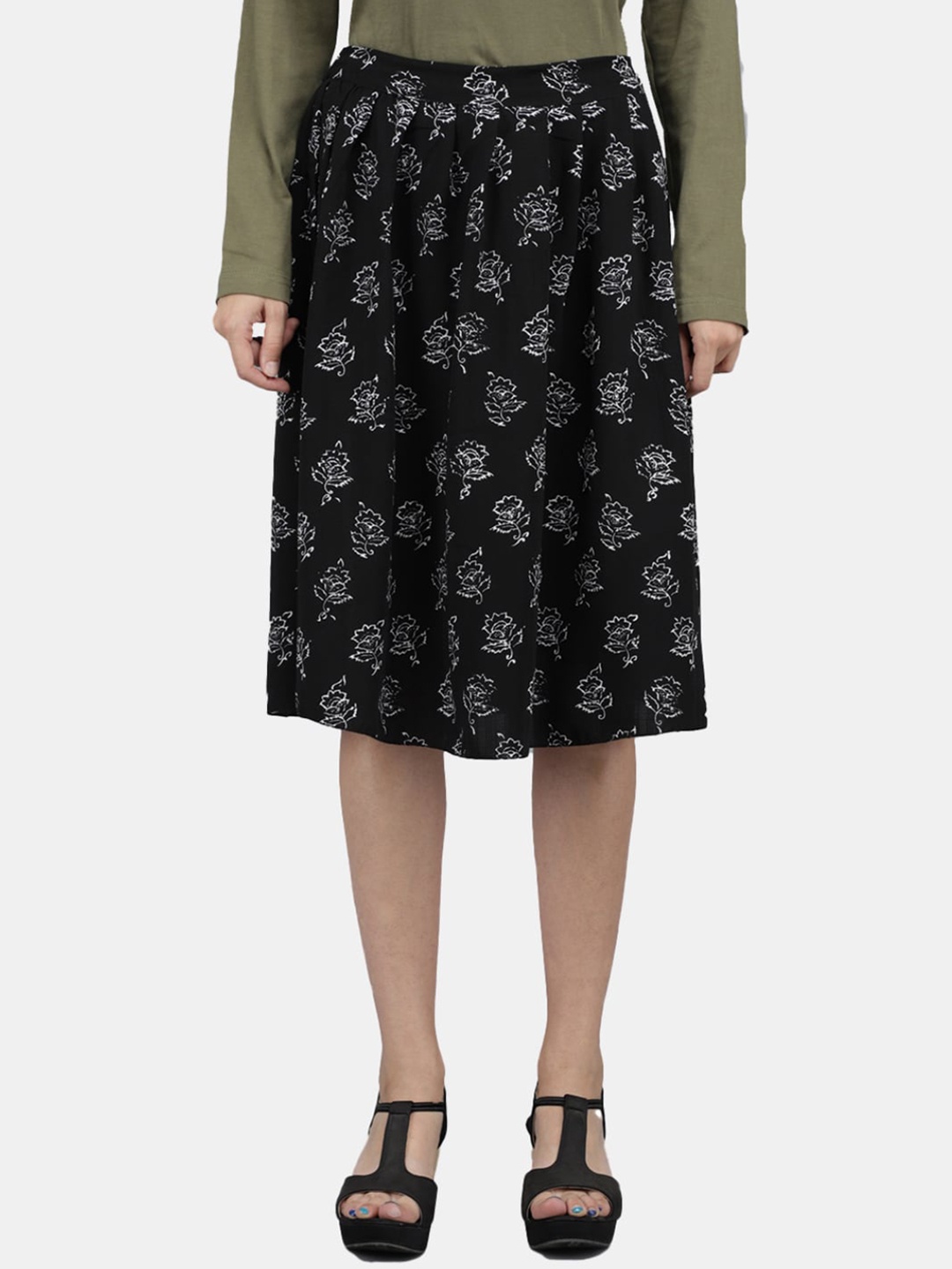

V-Mart Printed Knee Length A-Line Flared Slip-On Skirts, Black