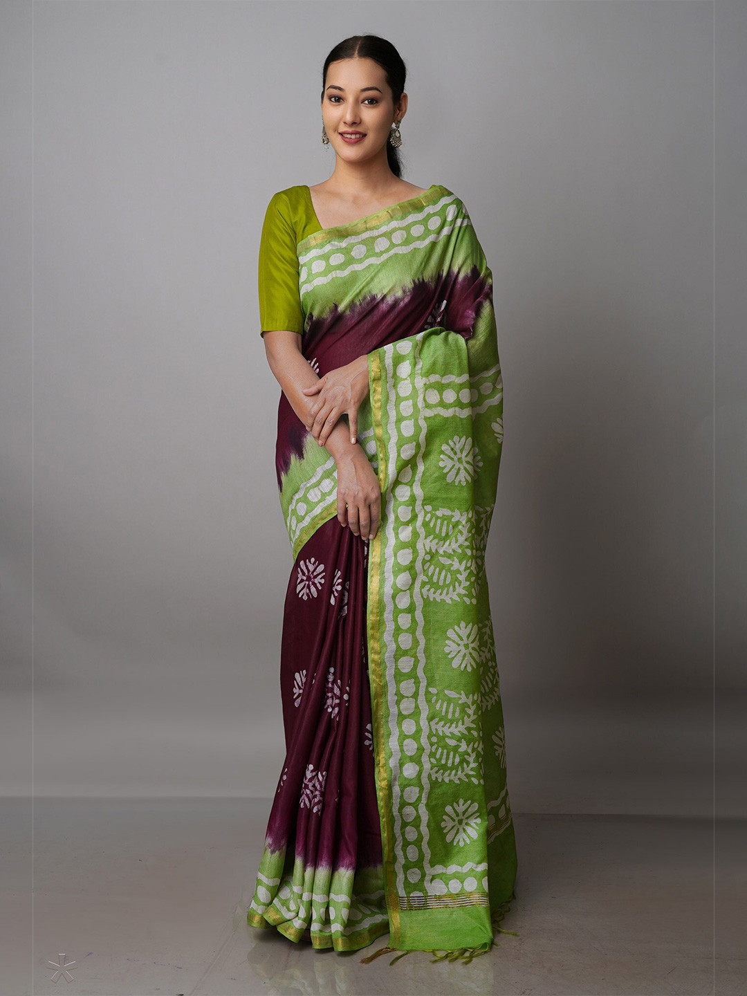 

Unnati Silks Batik Printed Zari Pure Silk Chanderi Saree, Red