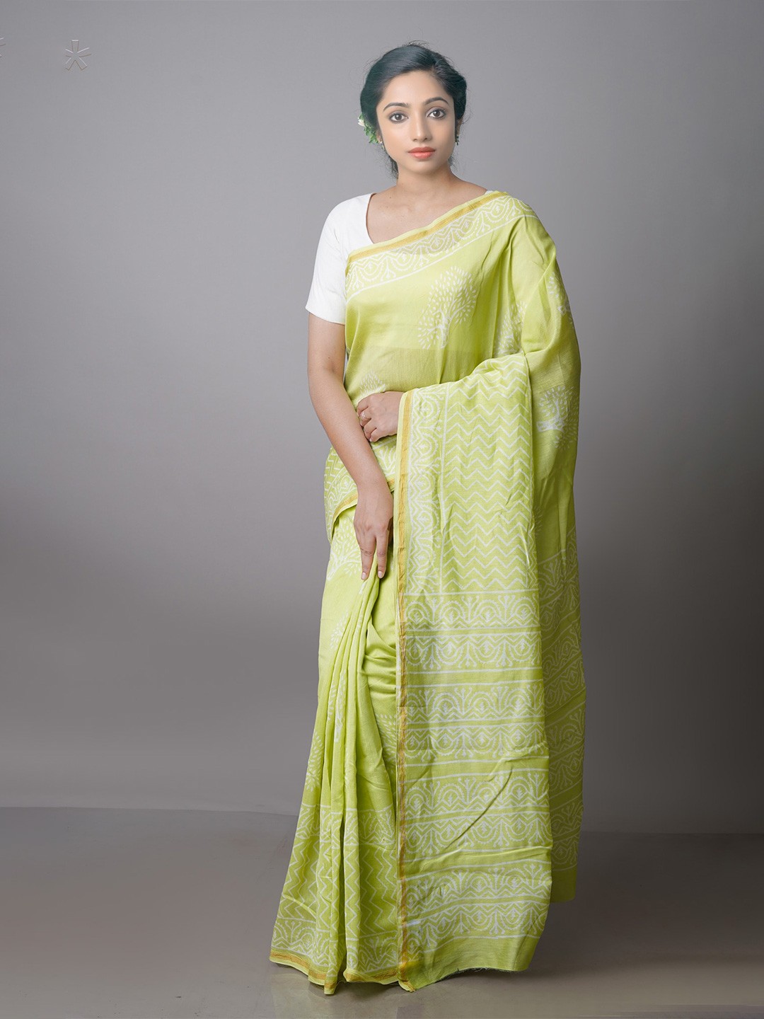 

Unnati Silks Ethnic Motif Silk Cotton Chanderi Zari Saree With Blouse Piece, Green