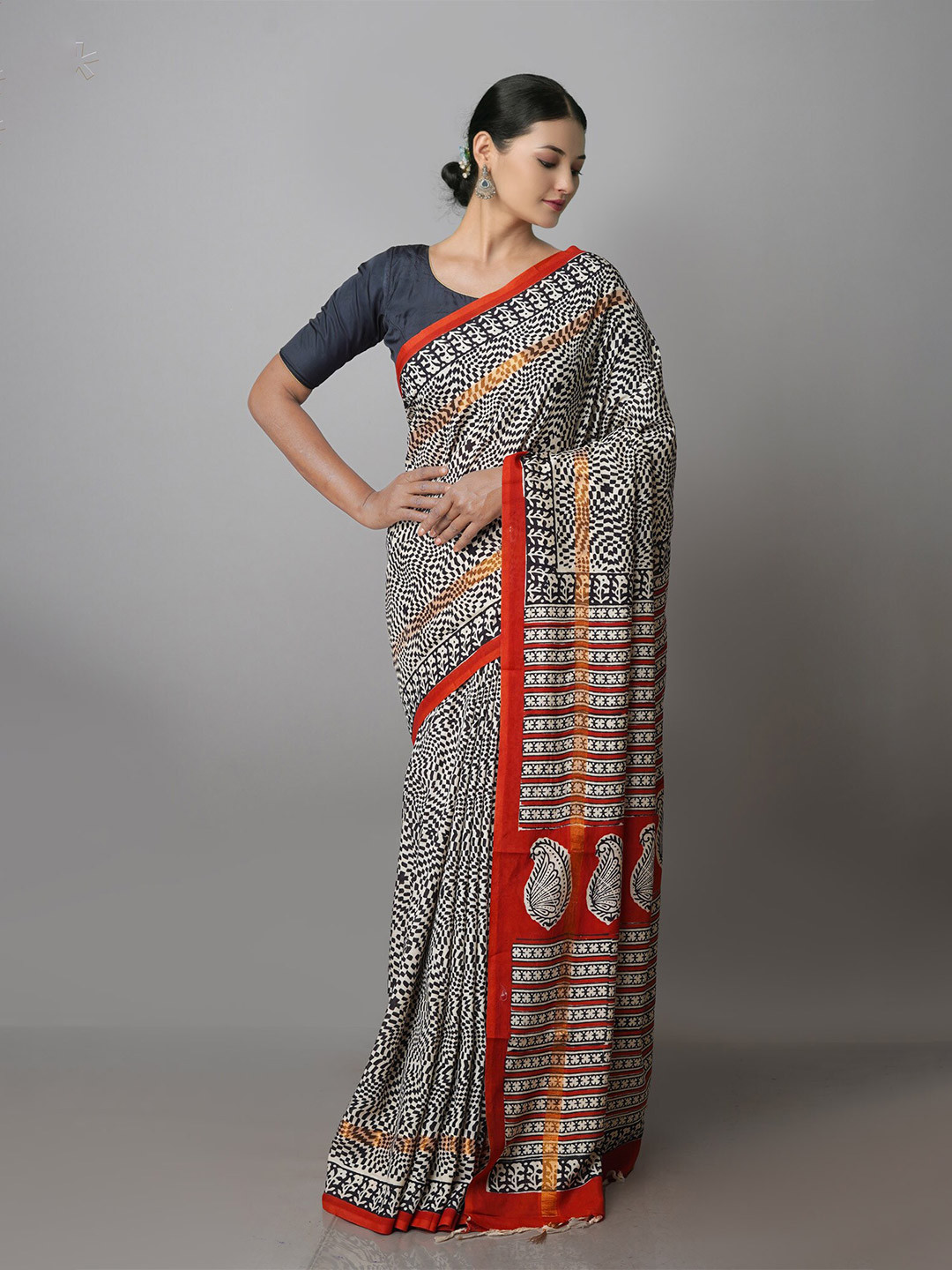 

Unnati Silks Ethnic Motifs Silk Cotton Chanderi Saree, Cream