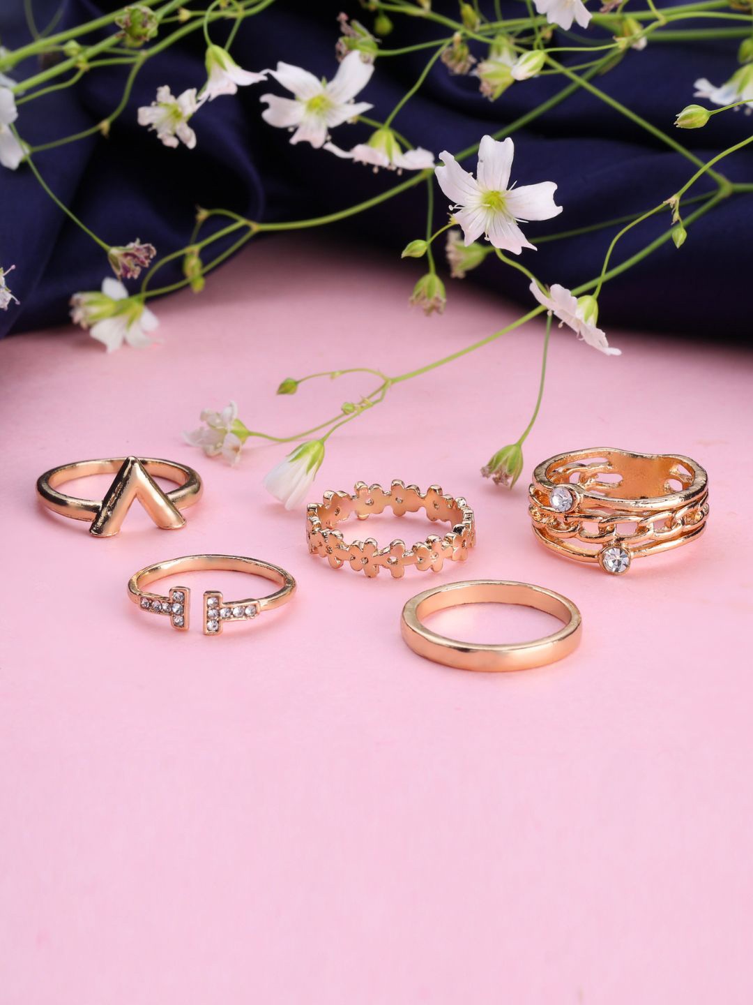 

AccessHer Set Of 5 Gold-Plated Finger Rings
