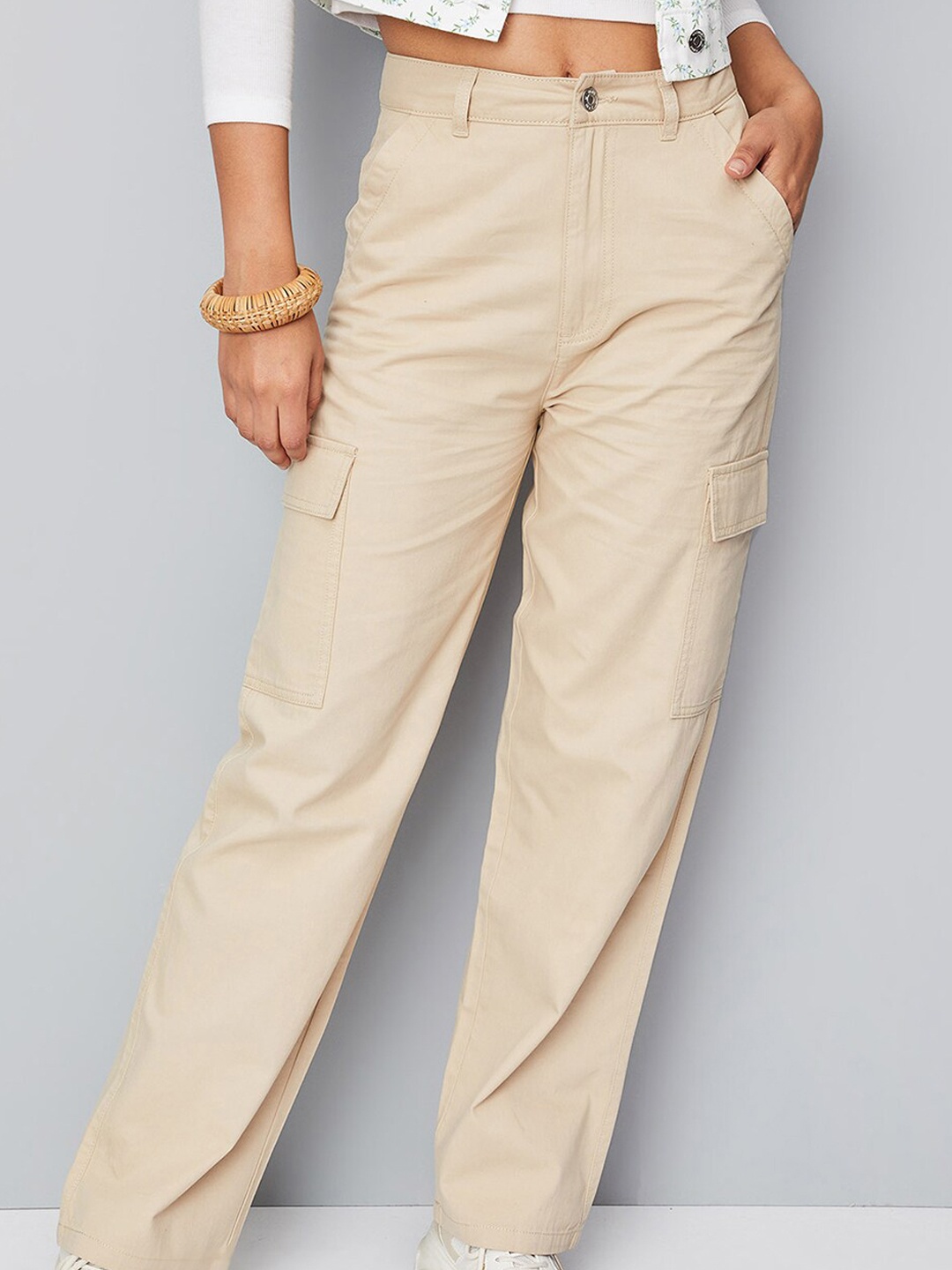 

max Women Mid-Rise Pure Cotton Cargos, Beige