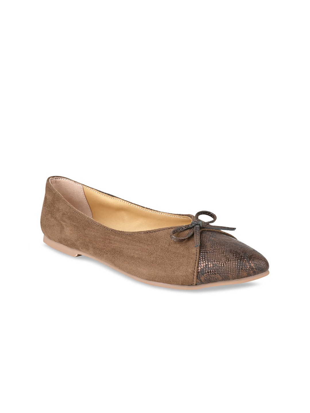 

Rocia Women Pointed Toe Ballerinas With Bows, Brown