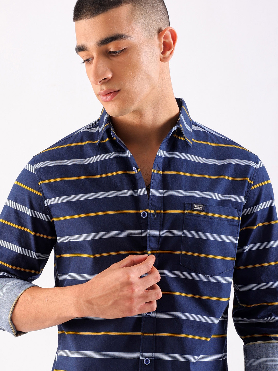 

The Indian Garage Co Men Slim Fit Opaque Striped Casual Shirt, Blue