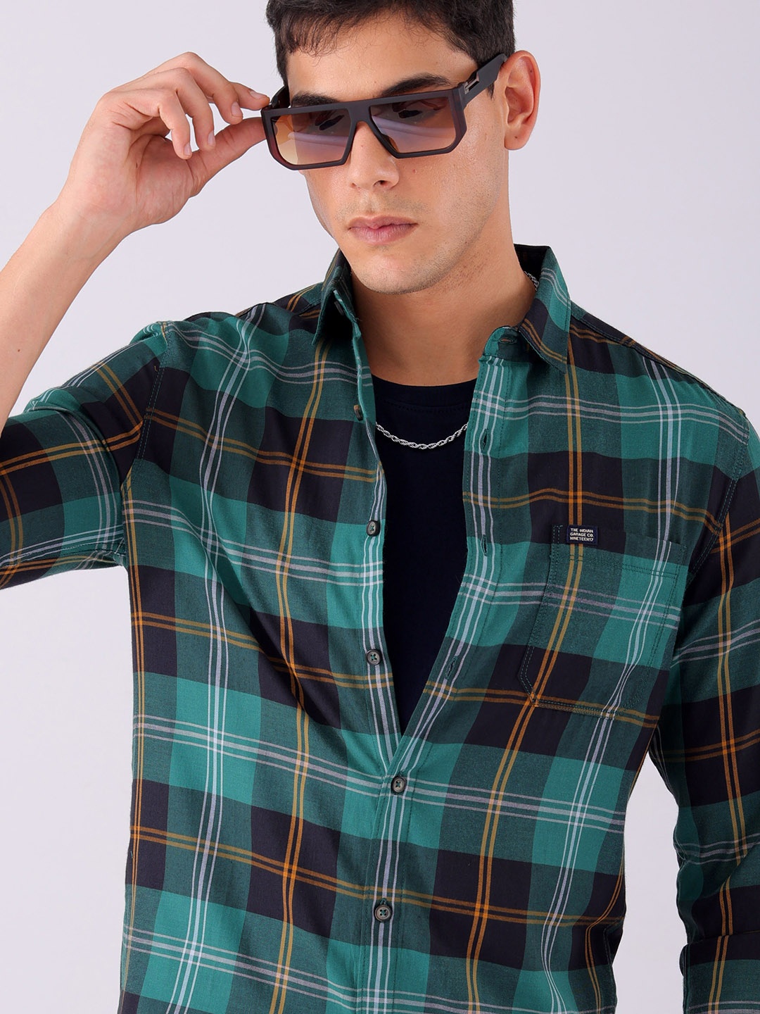 

The Indian Garage Co Men Slim Fit Opaque Checked Casual Shirt, Green