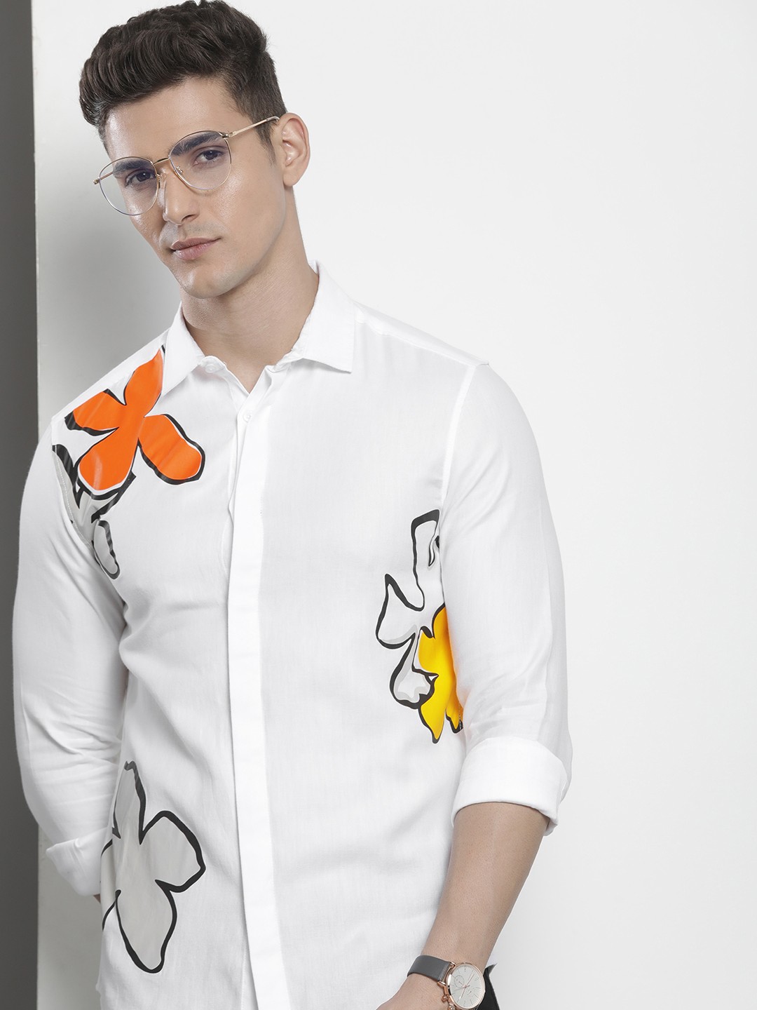 

The Indian Garage Co Men Slim Fit Opaque Printed Casual Shirt, White