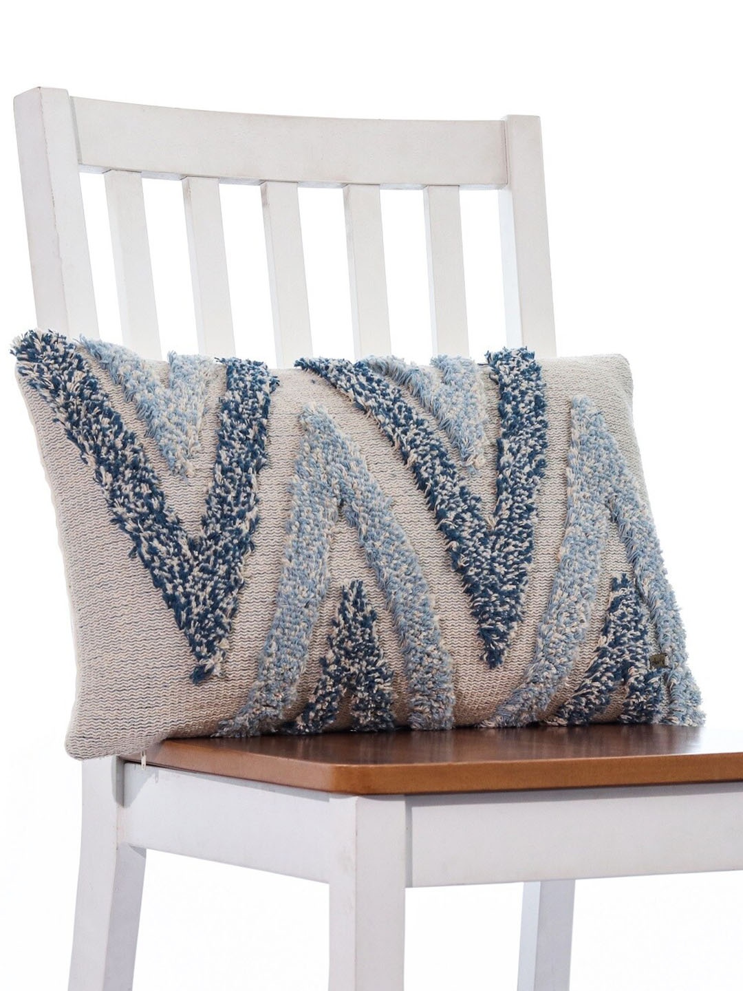 

Pluchi Arrowhead Cream & Blue Geometric Rectangle Cushion Cover