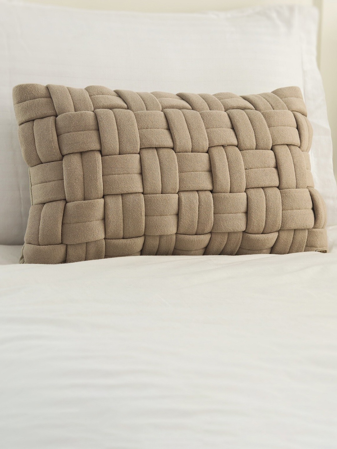 

Pluchi Basket Knit Brown Rectangle Cushion Cover