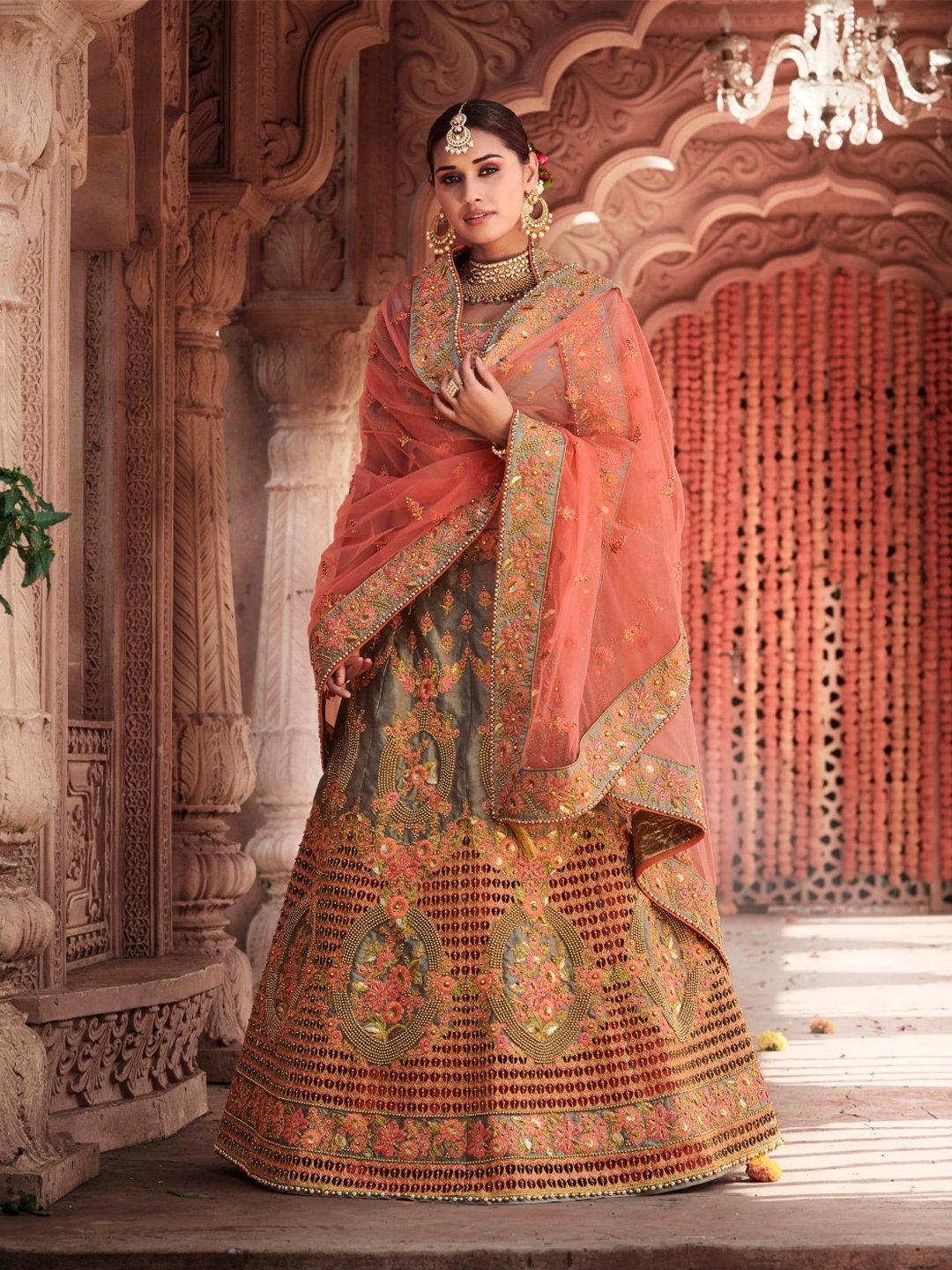

Angroop Embroidered Thread Work Semi-Stitched Lehenga & Unstitched Blouse With Dupatta, Grey