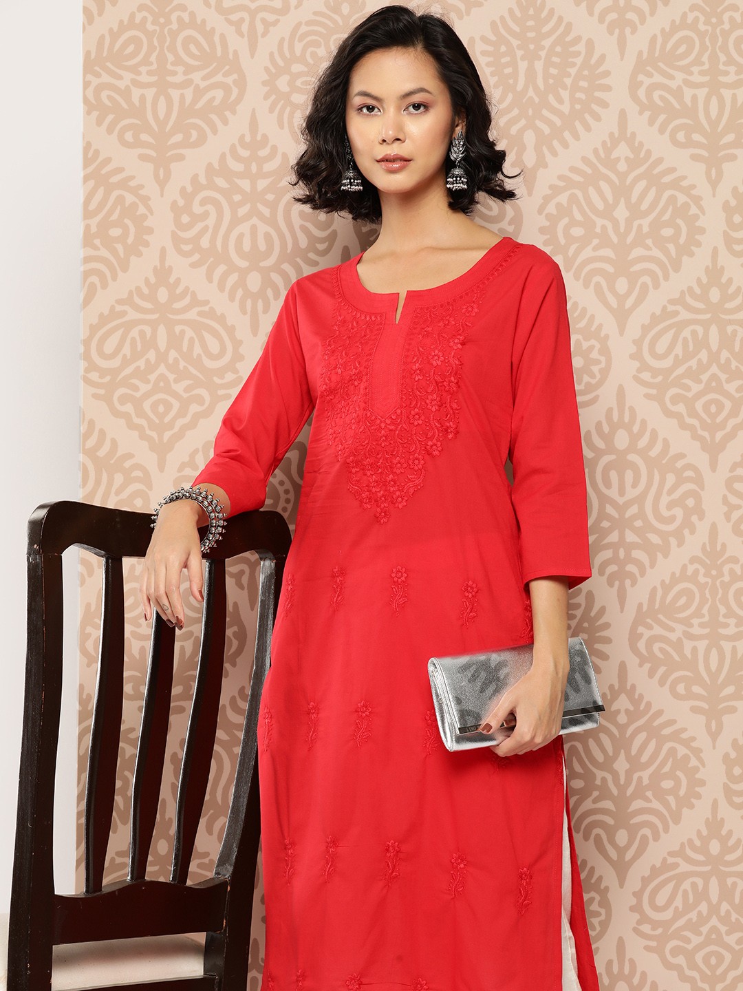 

Yufta Floral Embroidered Chikankari Cotton Kurta, Red
