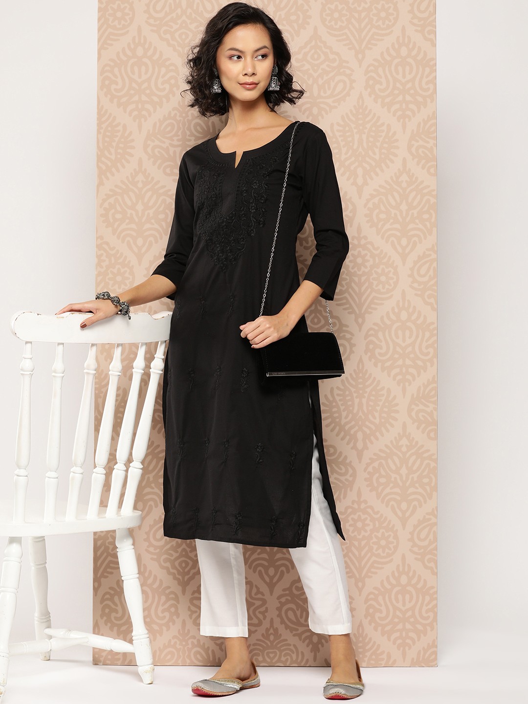 

Yufta Floral Embroidered Chikankari Cotton Kurta, Black