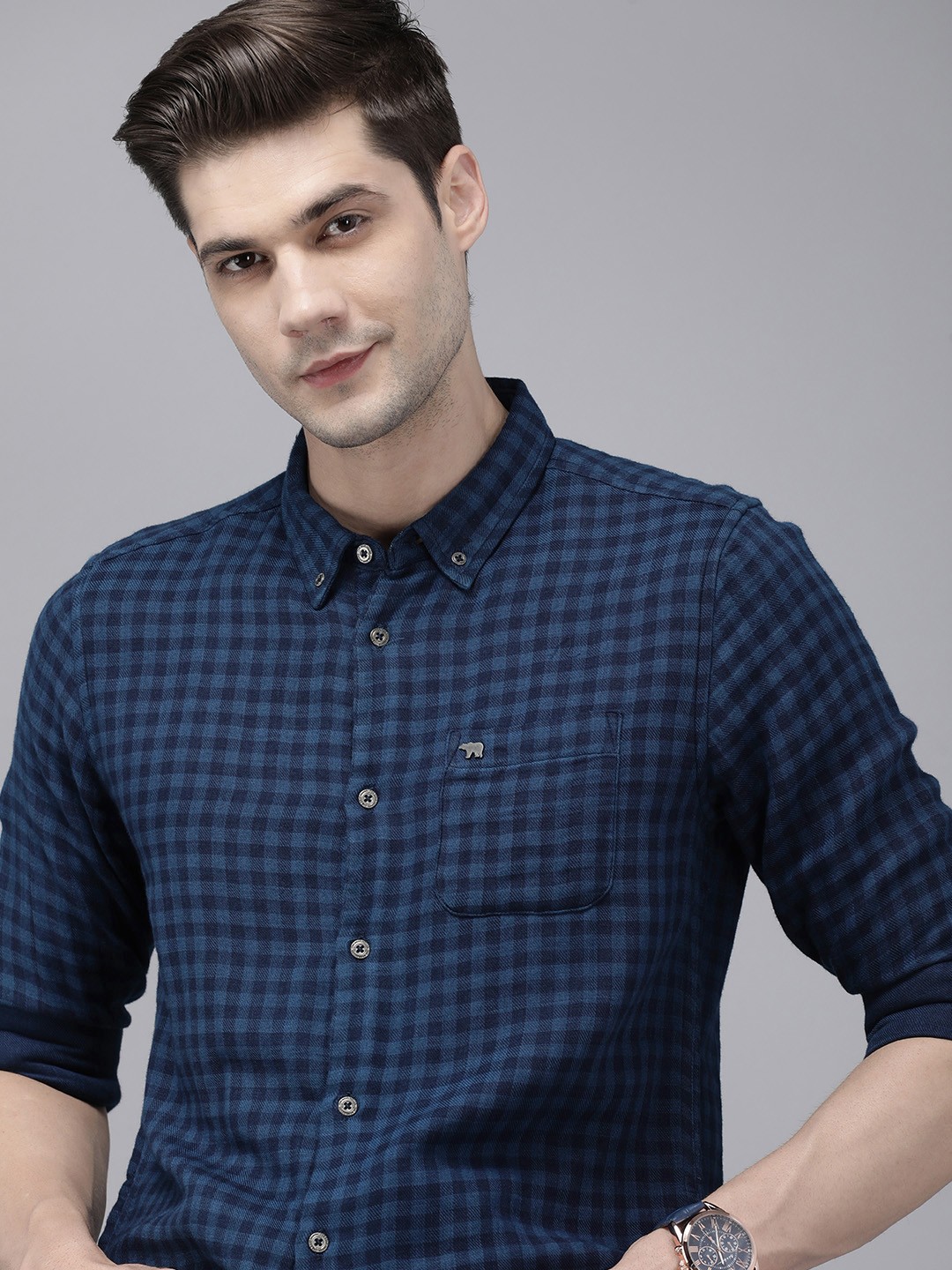 

THE BEAR HOUSE Men Slim Fit Gingham Checked Pure Cotton Casual Shirt, Navy blue