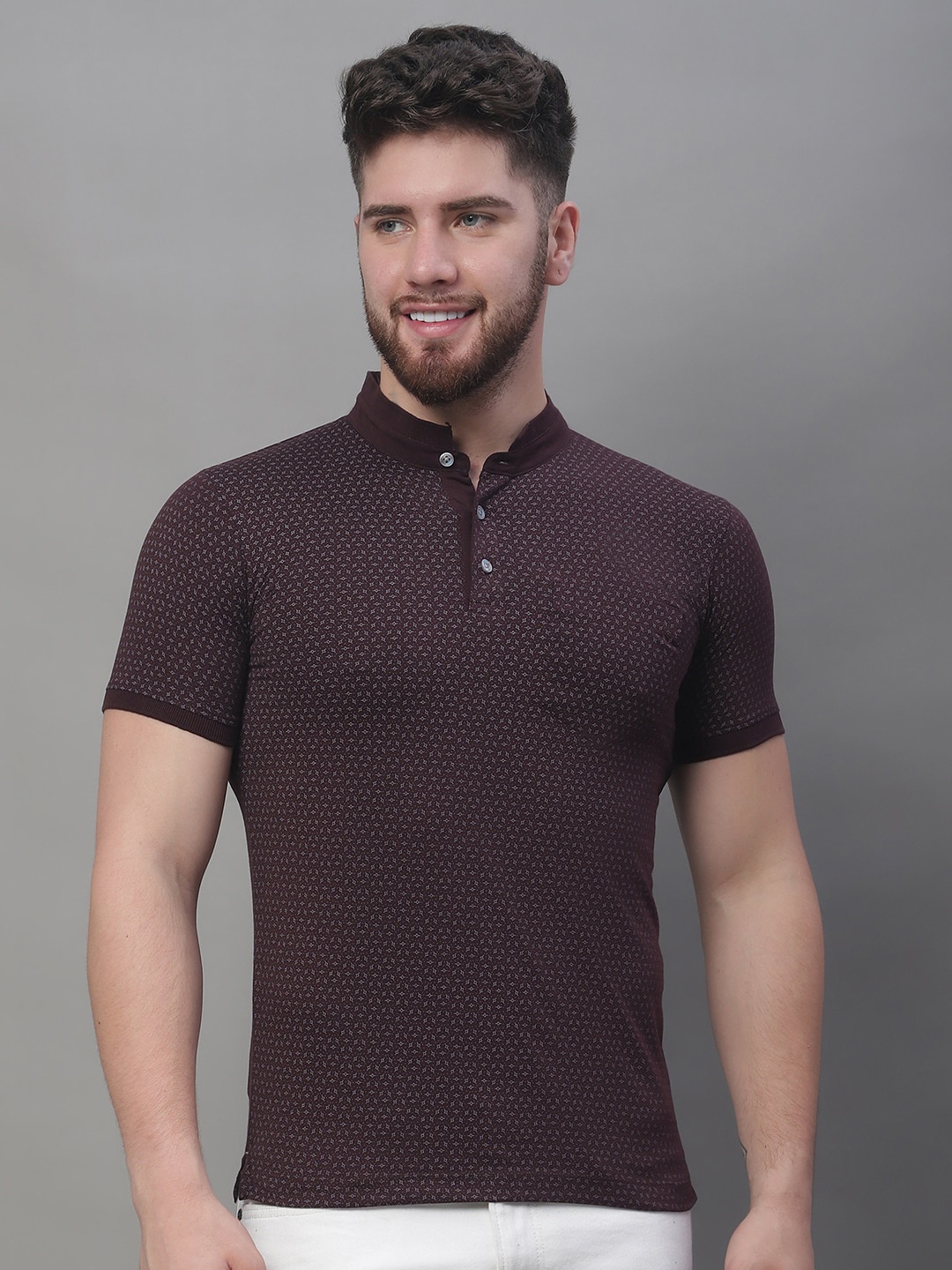 

VENITIAN Micro Or Disty Printed Mandarin Collar Short Sleeves Cotton T-shirt, Brown