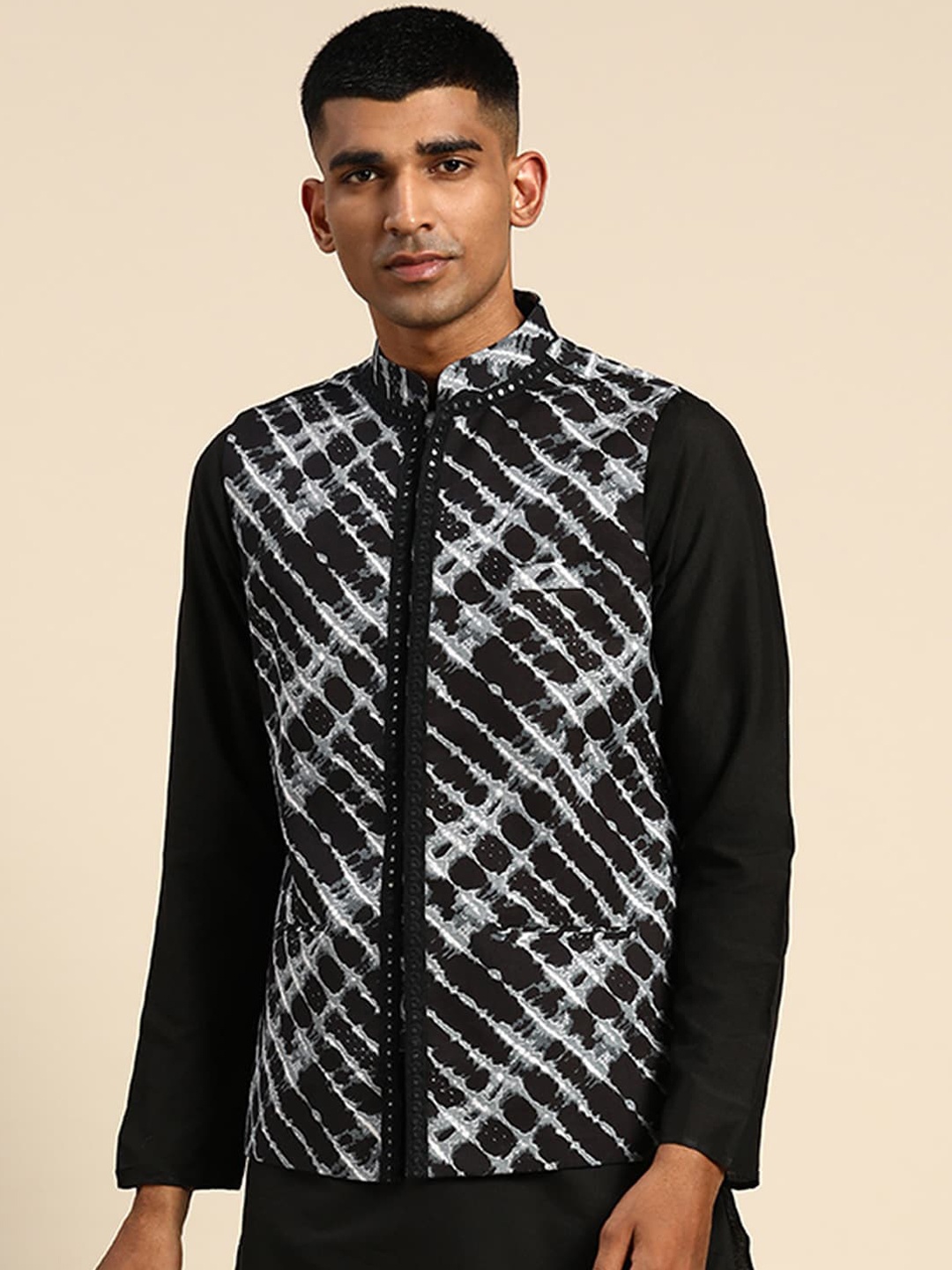 

KISAH Printed Woven Nehru Jacket, Black