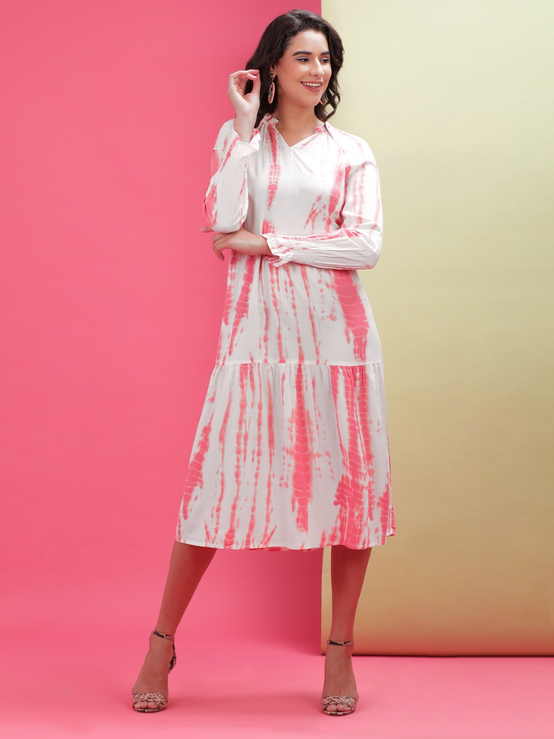 

Freehand by The Indian Garage Co White Pink Tie Dye Printed Tiered A-Line Midi Dress