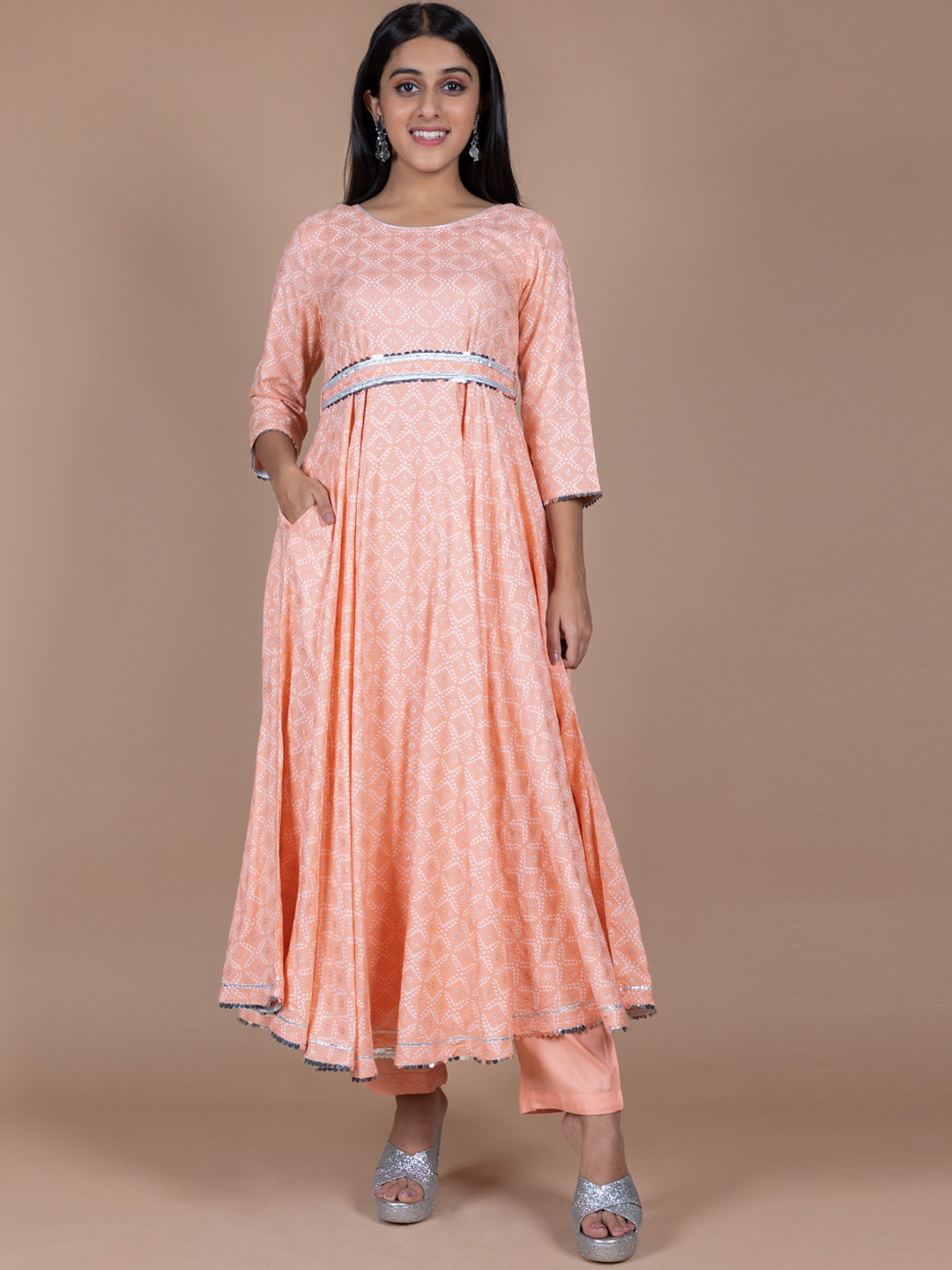 

HERE&NOW Ethnic Motifs Printed Regular Gotta Patti Kurta with Trousers, Peach