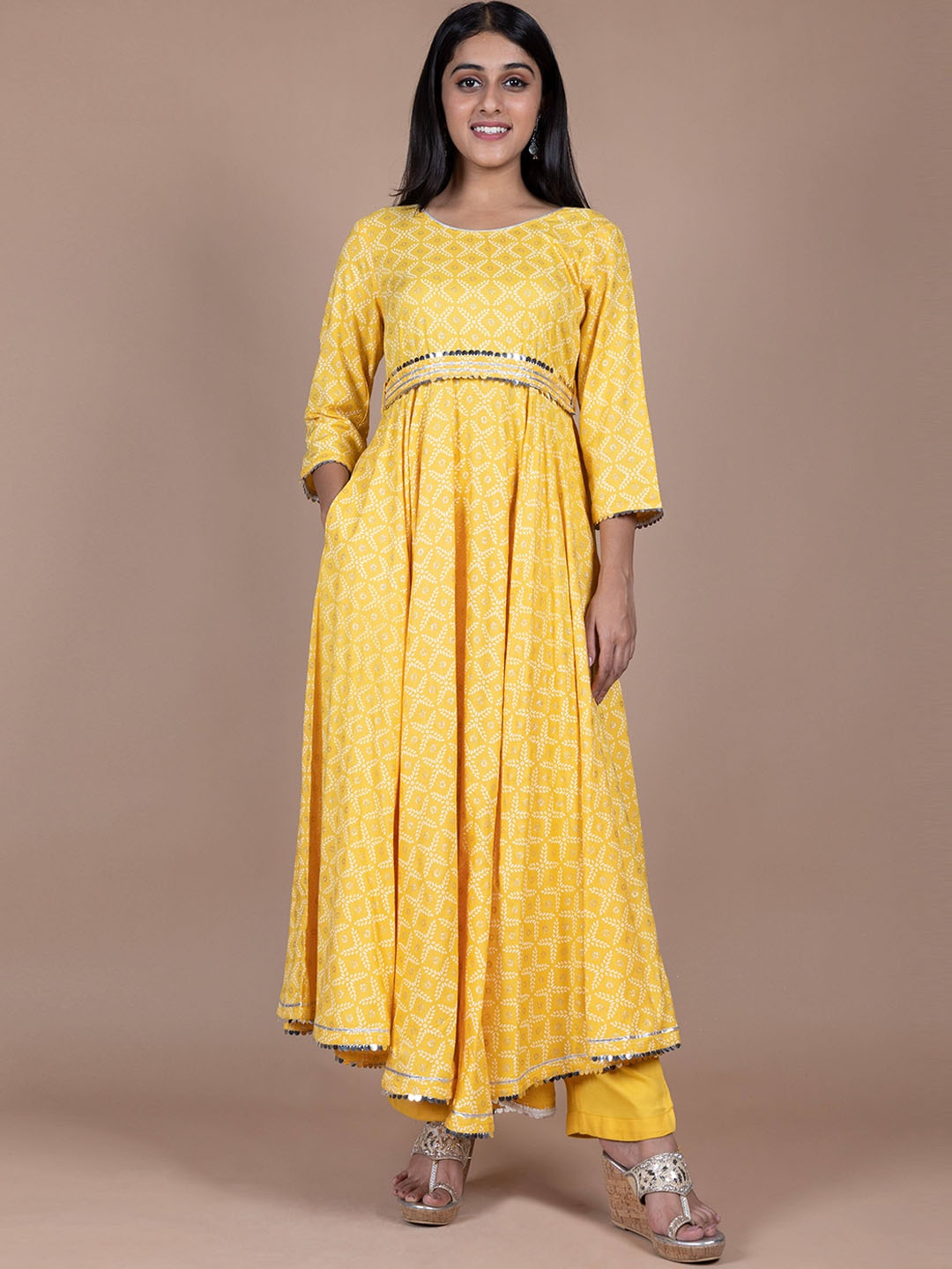 

HERE&NOW Ethnic Motifs Printed Panelled Gotta Patti Kurta with Palazzos, Yellow