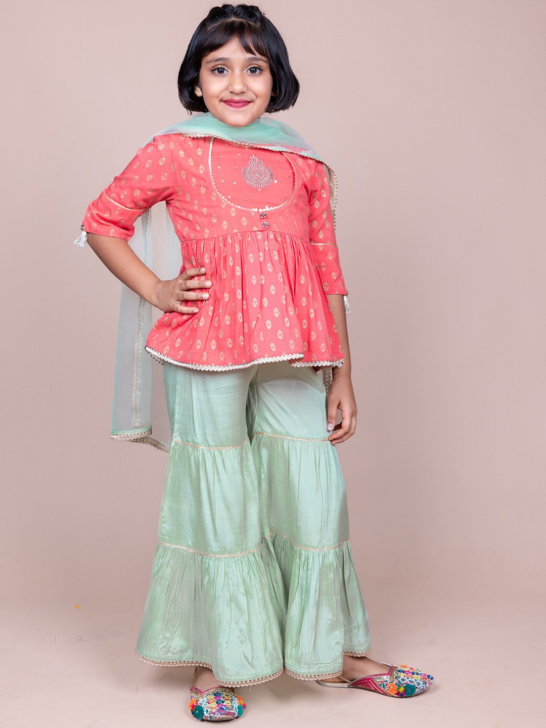 

HERE&NOW Girls Peach-Colour & Green Printed Gotta Patti Kurti with Sharara & Dupatta