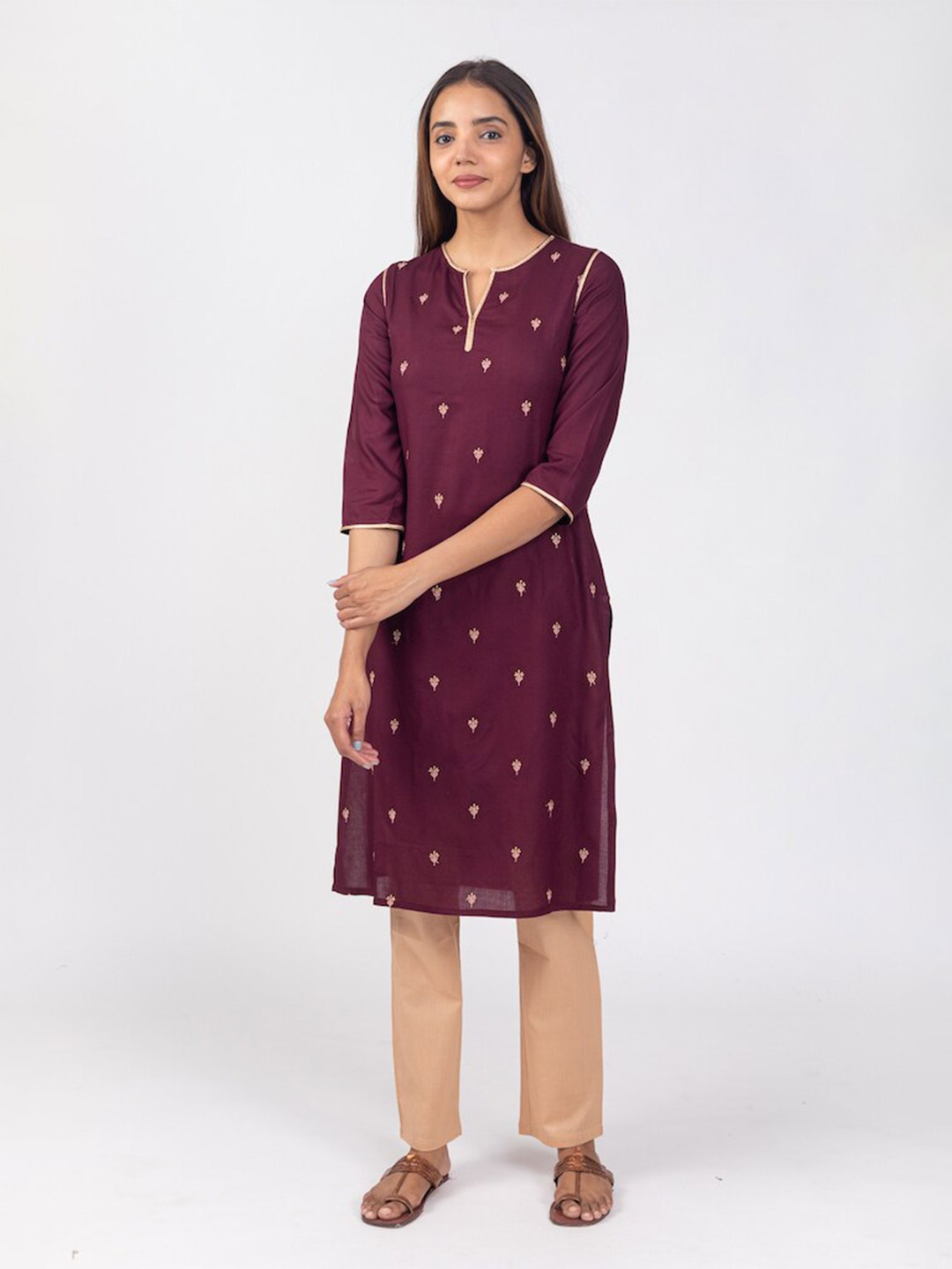 

HERE&NOW Burgundy & Gold Ethnic Motif Embroidered Notched Neck Gotta Patti Kurta