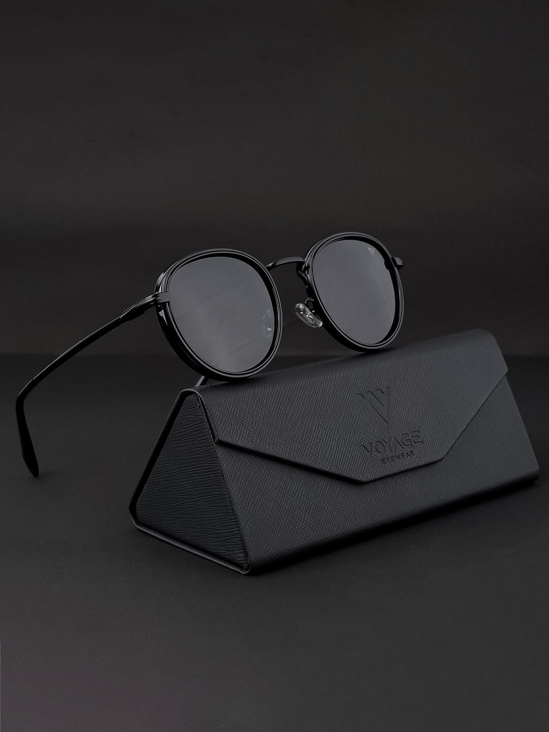 

Voyage Polarised And UV Protected Lens Full Rim Round Sunglasses, Black