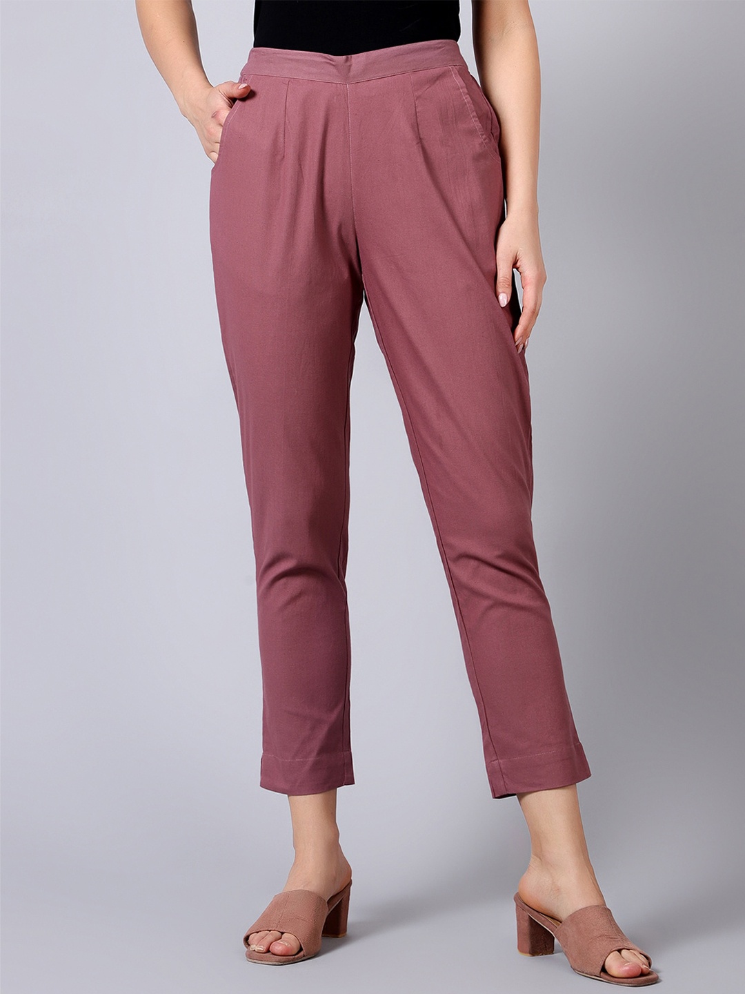 

Idalia Women High-Rise Cotton Trousers, Red