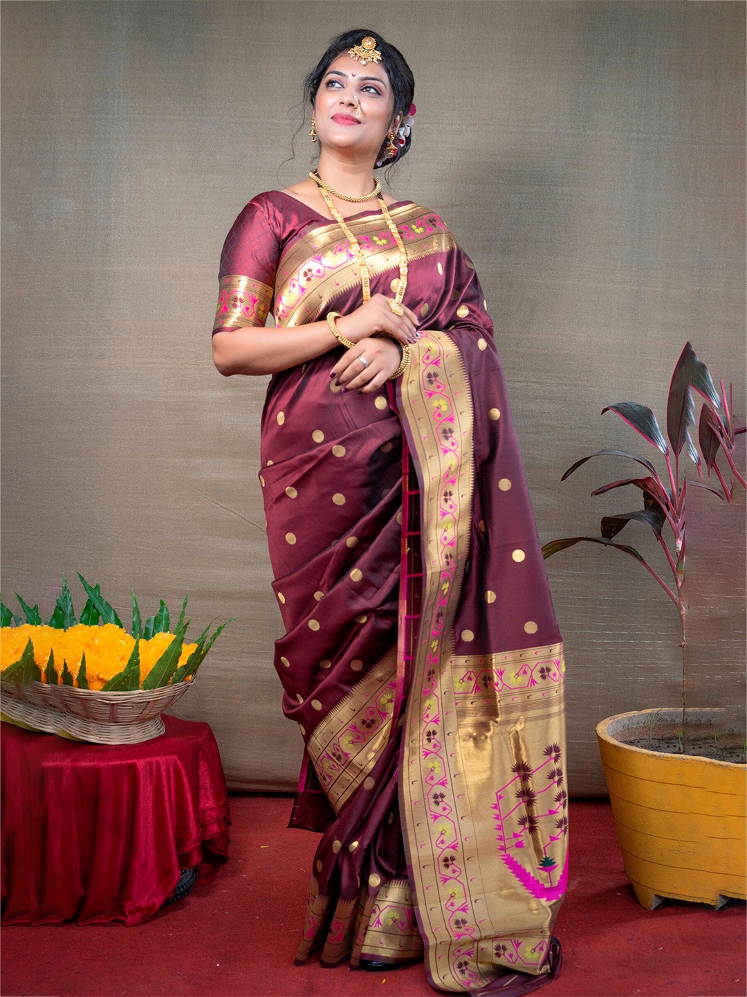 

AVANTIKA FASHION Geometric Woven Design Zari Pure Silk Paithani Saree, Maroon
