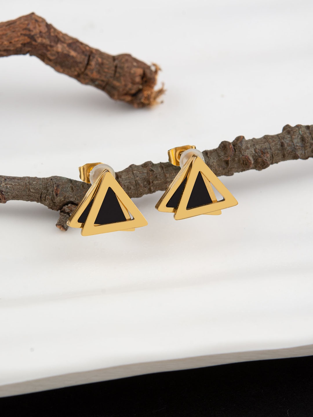 

E2O Gold-Plated Triangular Studs Earrings