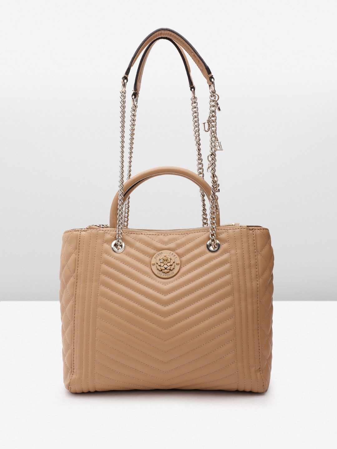 

GUESS Women Quilted Handheld Bag, Beige