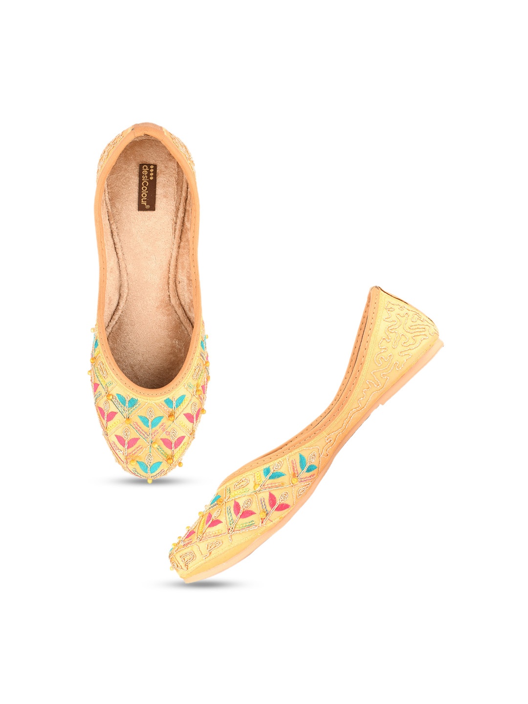 

DESI COLOUR Embroidered Ethnic Mojaris, Yellow