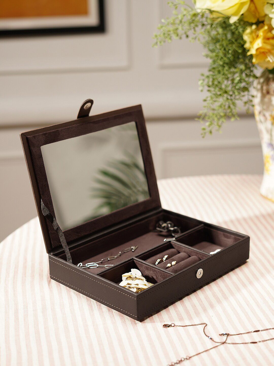 

Pure Home and Living Brown Faux Leather Jewellery Organiser