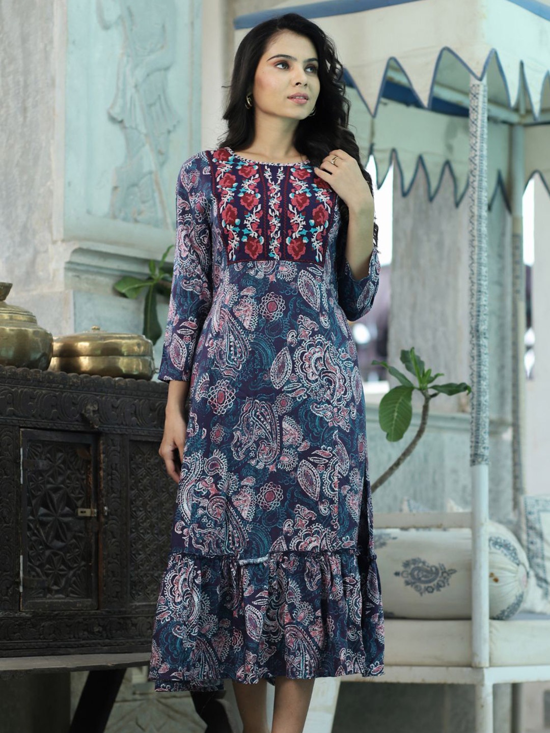 

Zolo Label Ethnic Motifs Print A-Line Midi Dress, Blue