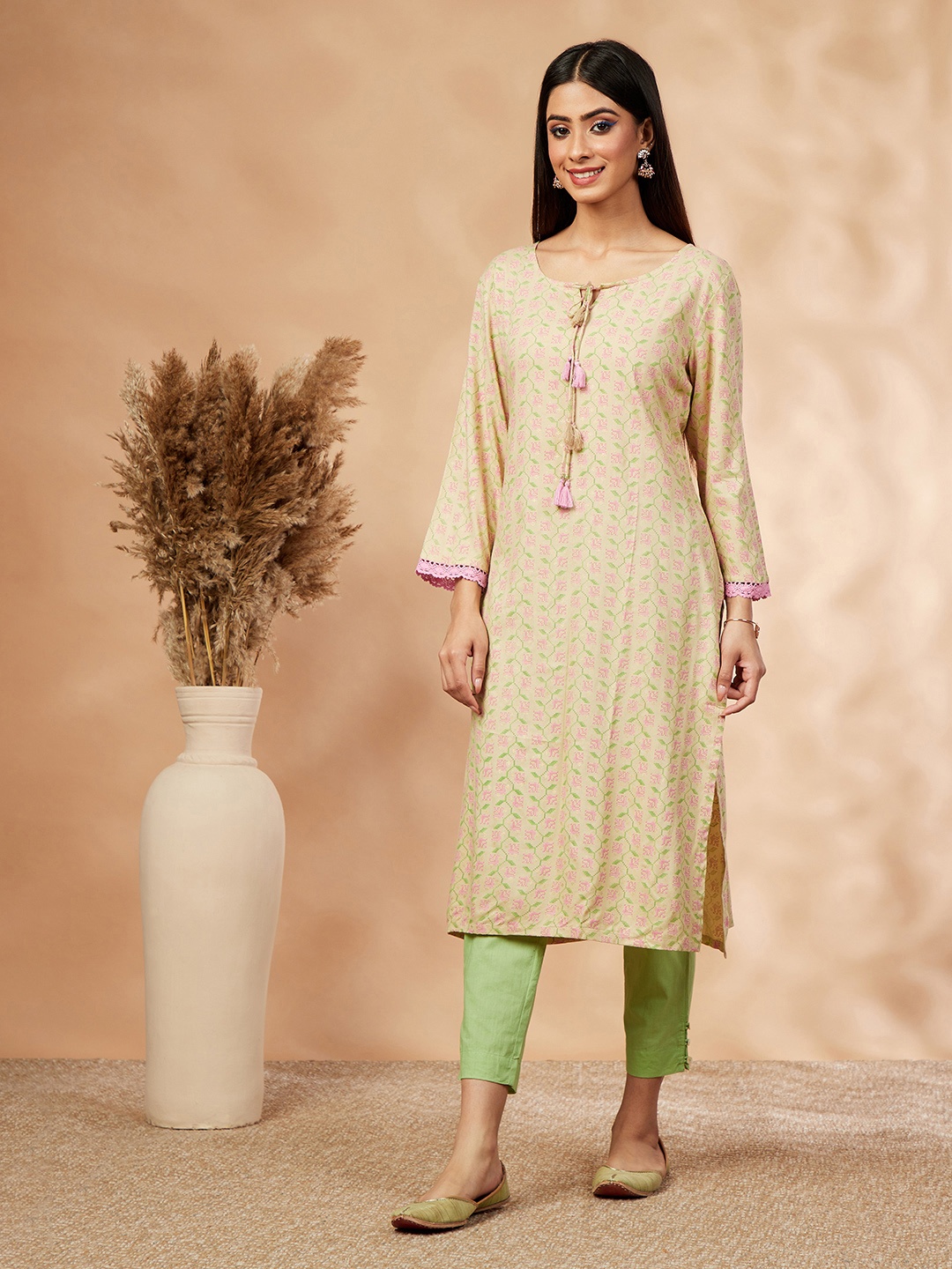 

IMARA Floral Printed Tie Up Neck Straight Kurta, Beige