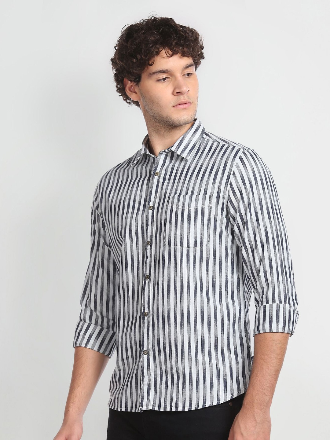 

Flying Machine Striped Pure Cotton Casual Shirt, White