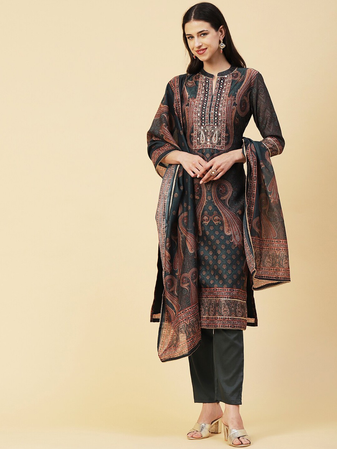 

FASHOR Ethnic Motif Printed Mandarin Collar Mirror Work Kurta With Trousers & Dupatta, Teal