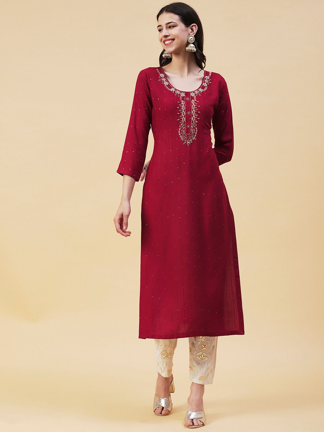 

FASHOR Maroon & Gold Striped Embroidered Beads & Stones Straight Kurta